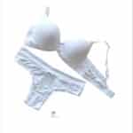 CONJUNTO DE LINGERIE COM BOJO NA COR BRANCO GG