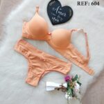 CONJUNTO DE LINGERIE TAMANHO G COM BOJO NA COR LARANJA